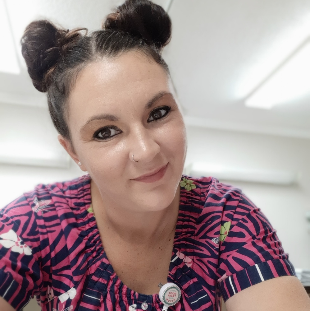 Meet your Posher, Kendra